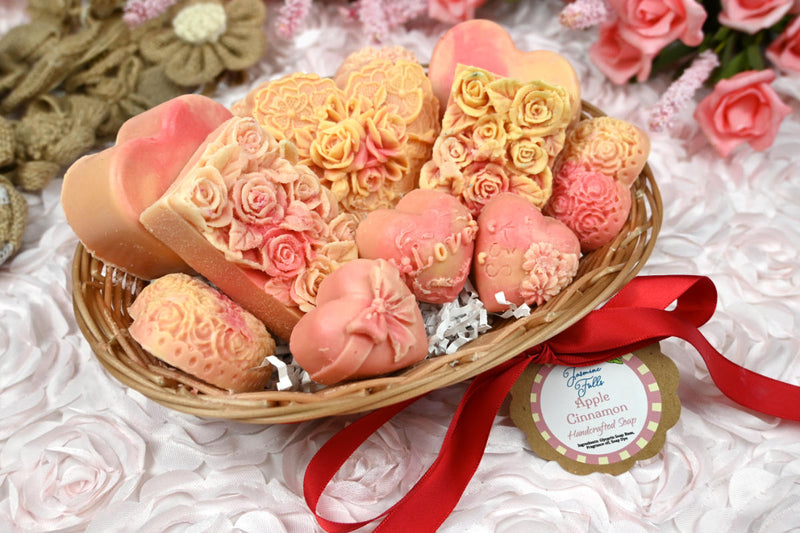 12 Heart Shaped Flower Soaps Gift Box